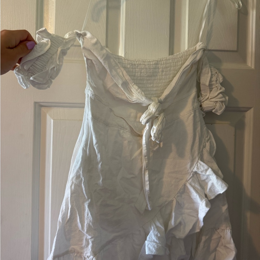 White Ruffled Dress (BRIDAL OR GRADUATION)